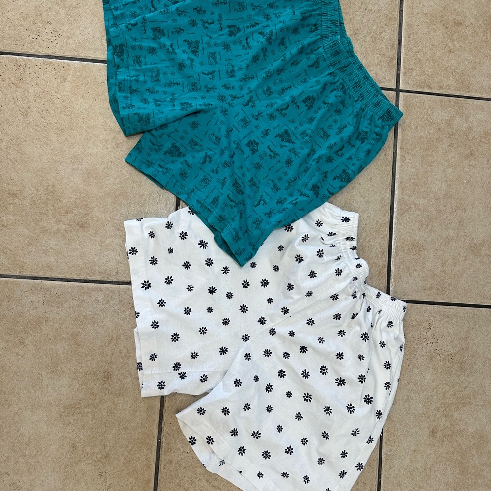 Set of 2 Vintage Elastic Shorts Size Medium